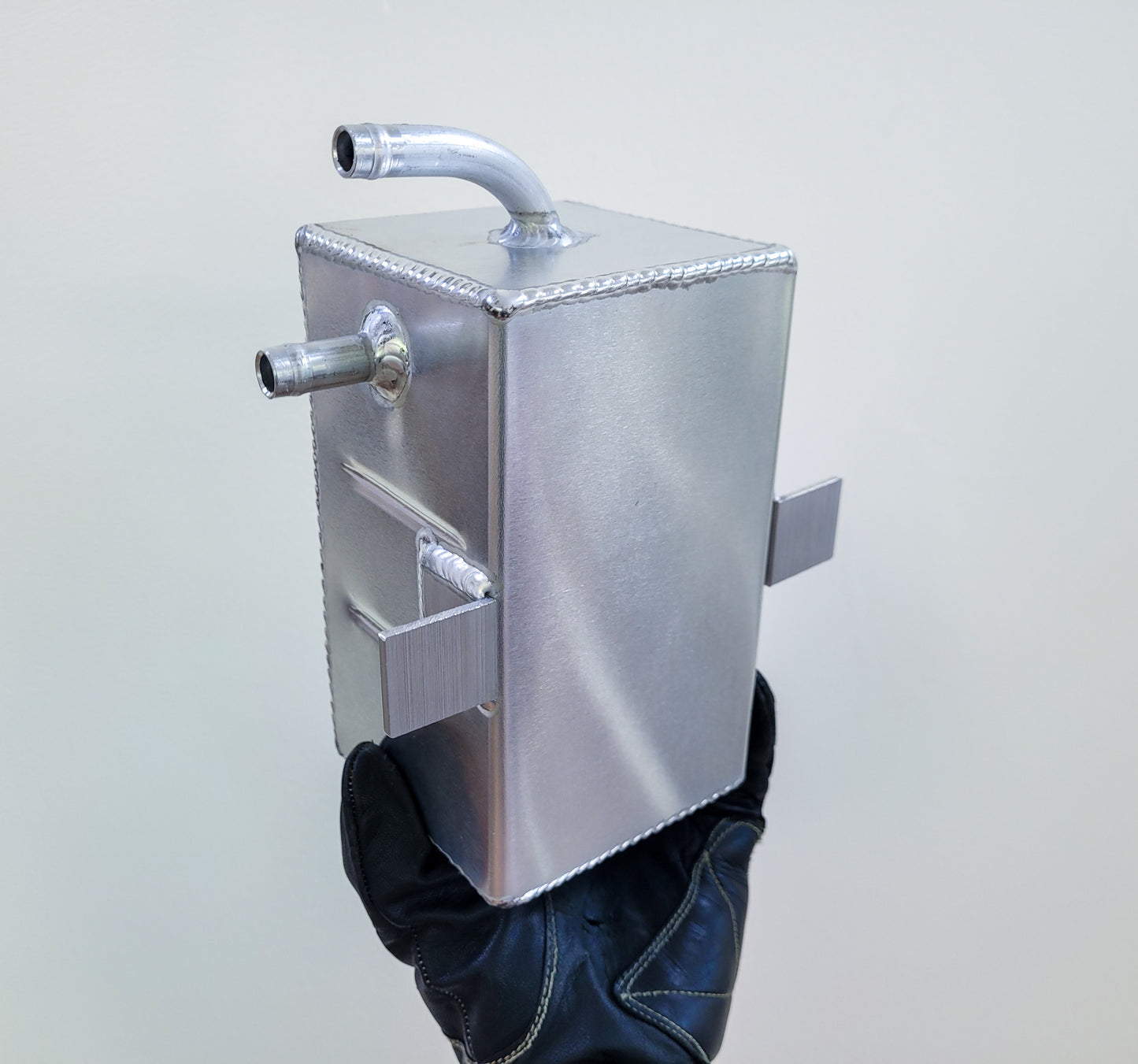 1.5L Aluminium Oil Catch Can with Sight Tube Universal Fit
